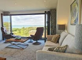 3 Bed in Totland Bay oc-s30266