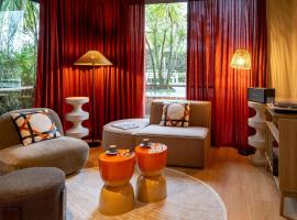 Best Western Hôtel du Phare, hotel a Mérignac