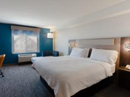 Holiday Inn Express & Suites Logan by IHG, hotel in Logan