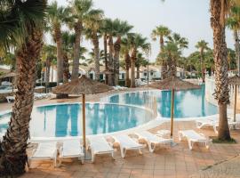 BLUESEA Marina Parc, hotelli kohteessa Na Macaret