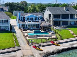 Bayfront Luxury House with Pool, hotel en Kemah