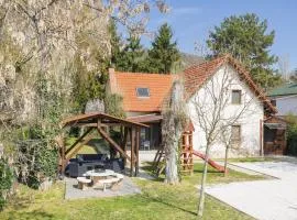 Holiday Home Petka by Interhome