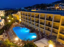 Grand Hotel Terme di Augusto، فندق في ايسكيا