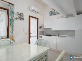 Small villa with garden, 500 meters from the sea in Porto Ottiolu