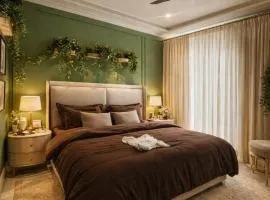 Premium Apartment Gulberg MM Alam Lahore