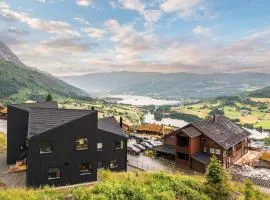 Luxury Ski-in Ski out Cabin - Breathtaking Views