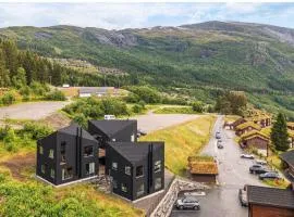 Elegant Ski-in Ski-out Cabin