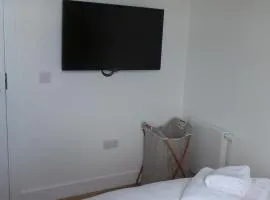 Kitty Lass- 2 Bed Luxury Apartment by Together Travel