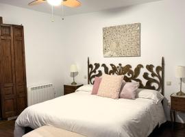 Apartamentos rurales 'Los Soportales', hotel a Tendilla