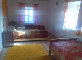 Maison Ighrem, Hotel in Idoukaln