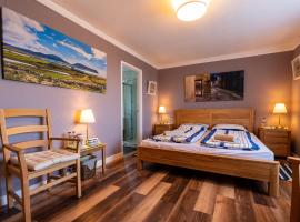 Orkney Bed & Whisky, hotel a Orphir