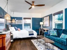 The Zin Retreat 4-Min Walk to Downtown Wine, Beer, Shops, and MORE!