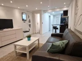 Oasis avec Jardin privé Proche commerce Récent