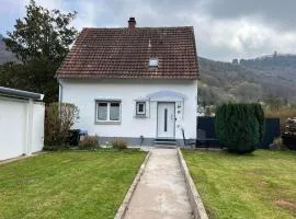 Ferienhaus mit Trifelsblick