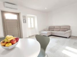 Cavallotti 25 relax house, hotel em Ozieri