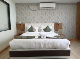 Jain Hotel & Resort - Swimming Pool & Spa with Free Parking - Near Tashi ViewPoint, viešbutis mieste Gangtokas
