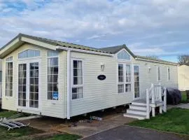 Hampton's Retreat, Haven Church Farm