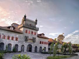 Pousada Castello Benvenutti, hotel dengan parkir di Bento Goncalves