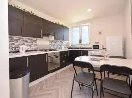Laudervale West Penthouse, Loch Lomond