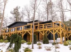 Moondrift Retreat at Linville Land Harbor