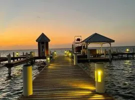 Pickleball in Paradise 1Br Access to the beach