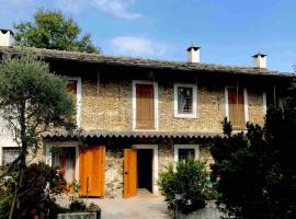 Mombracco Retreat Pietra & Boschi Saluzzo、Envieのホテル