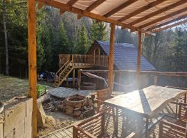 Chaty Jelenye، فندق في Turzovka