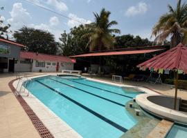 Finca Entre Palmeras, Hotel in Tocaima