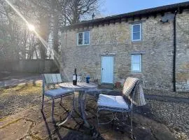 Ashley Cottage - charming and peaceful property with stunning views near Bath & Bristol