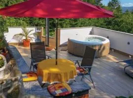 Forest Retreat Bonidesa - Panoramic Terrace & Hot Tub - Happy Rentals