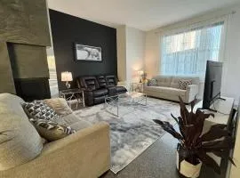 Modern House with Aurora Views