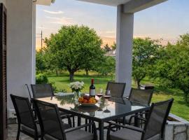 Private Villa Sea View BBQ, Hotel in Epanomi