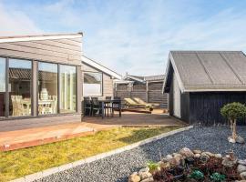 6 person holiday home in Rønde, hotel a Rønde