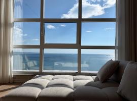 Mon&eacute; Luxury Penthouses, kh&aacute;ch sạn ở Durr&euml;s