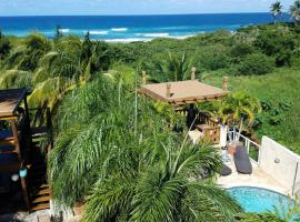 Jobos Beach House - Steps from the beach!, hotel v destinaci Isabela