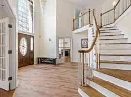 Entire Saunderstown Home with Pool