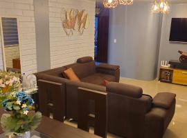 Foresta Apartment, Departamento autónomo en sector tranquilo con Netflix y Disney plus, hotel v destinaci Ibarra