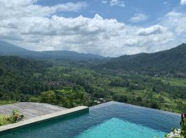 Villa Damai Rohani Private Pool Villas with Valley Views Adults Only, hotel in Sidemen