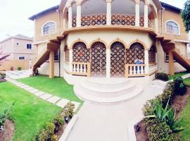 White House by White River, hotel v mestu Ocho Rios