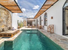 Modern 2BR Pool Villa in Peaceful Canggu – hotel w mieście Dalung