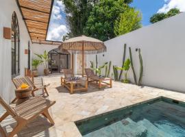 Spacious 2BR Pool Villa in Relaxed Canggu – hotel w mieście Dalung
