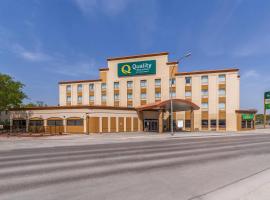 Quality Inn & Suites, отель в Виннипеге