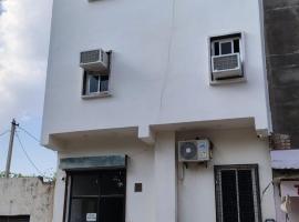 Hotel Aditya Bikaner, hotel v destinaci Deshnoke