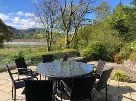 Snowdonia Mawddach escape