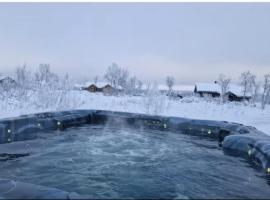 Cosy mountain cabin with jacuzzi, Hotel in Dagali
