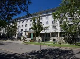 Study K & M Hotel