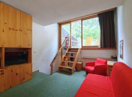 Hostdomus - Sansicario R12 Family, hotel din San Sicario