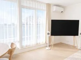 Design Penthouse with Private Sauna & Sunset Balcony