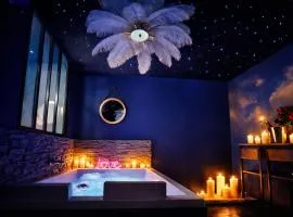 La Suite 7ième ciel étoilé, SPA XXL, Lit sous les étoiles, 5 min centre ville