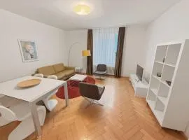 2BR near lake - Stardust 11